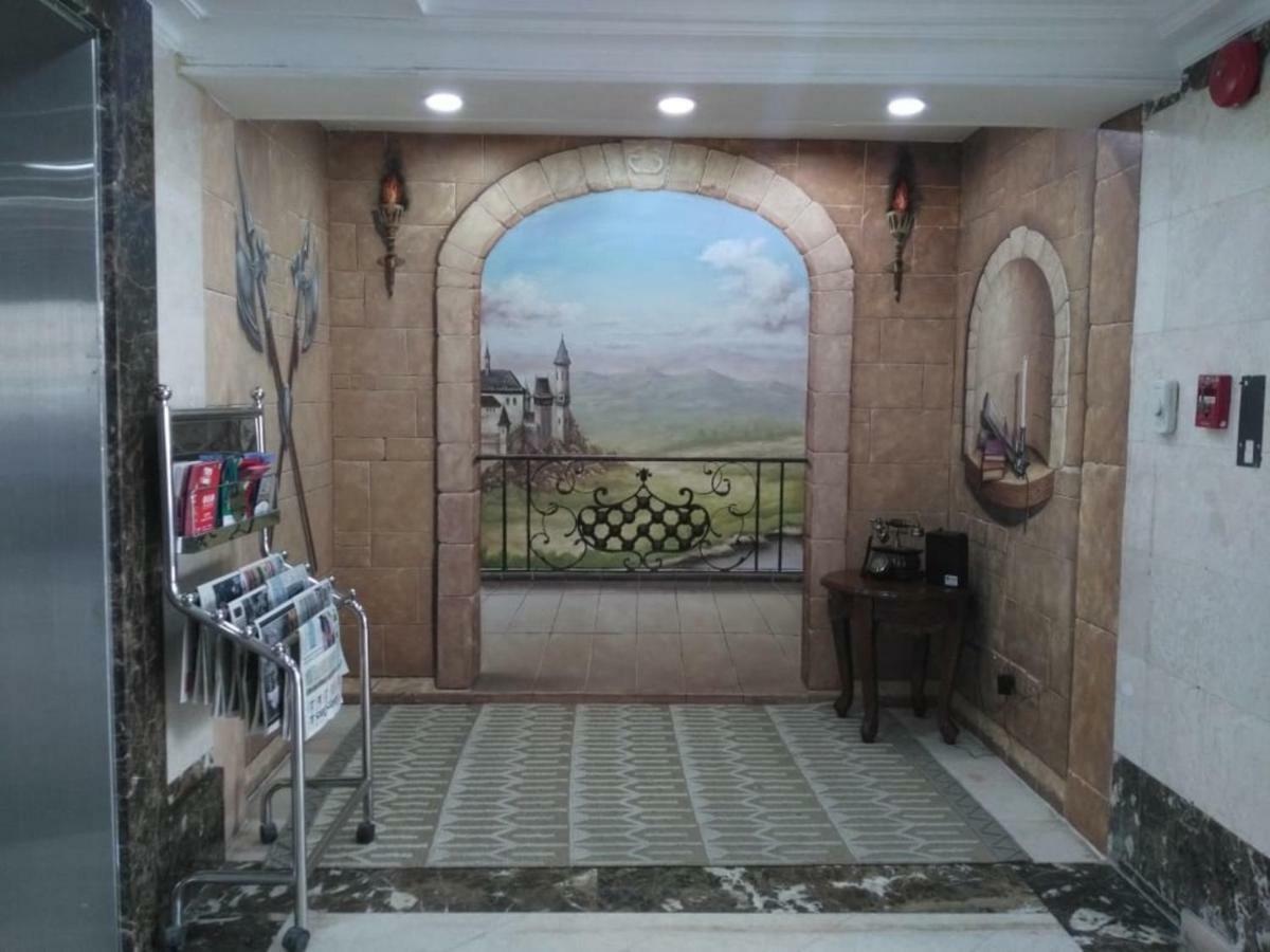 Flamingo Hotel Apartmentアブダビ エクステリア 写真