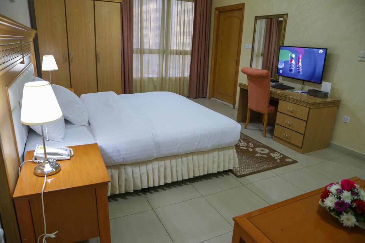 Flamingo Hotel Apartmentアブダビ エクステリア 写真