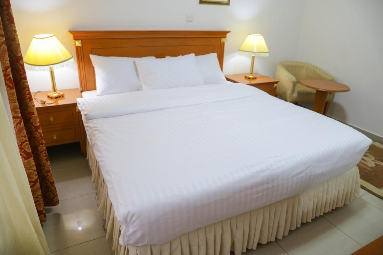 Flamingo Hotel Apartmentアブダビ エクステリア 写真