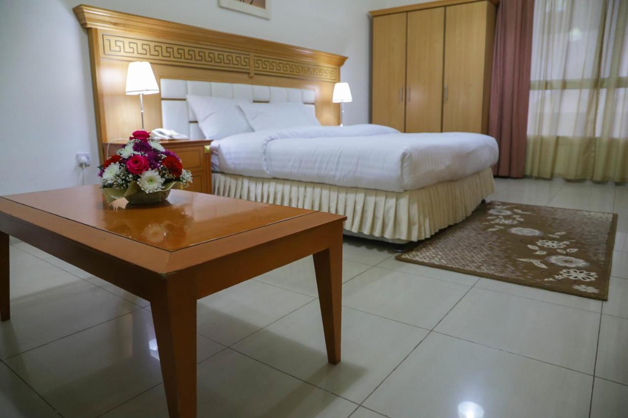 Flamingo Hotel Apartmentアブダビ エクステリア 写真